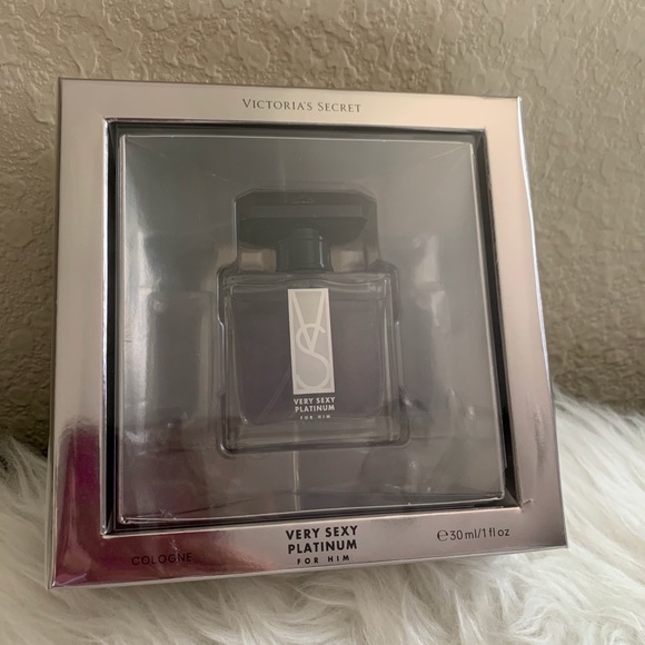 Victoria’s Secret very sexy for MEN - Picture 3 of 4